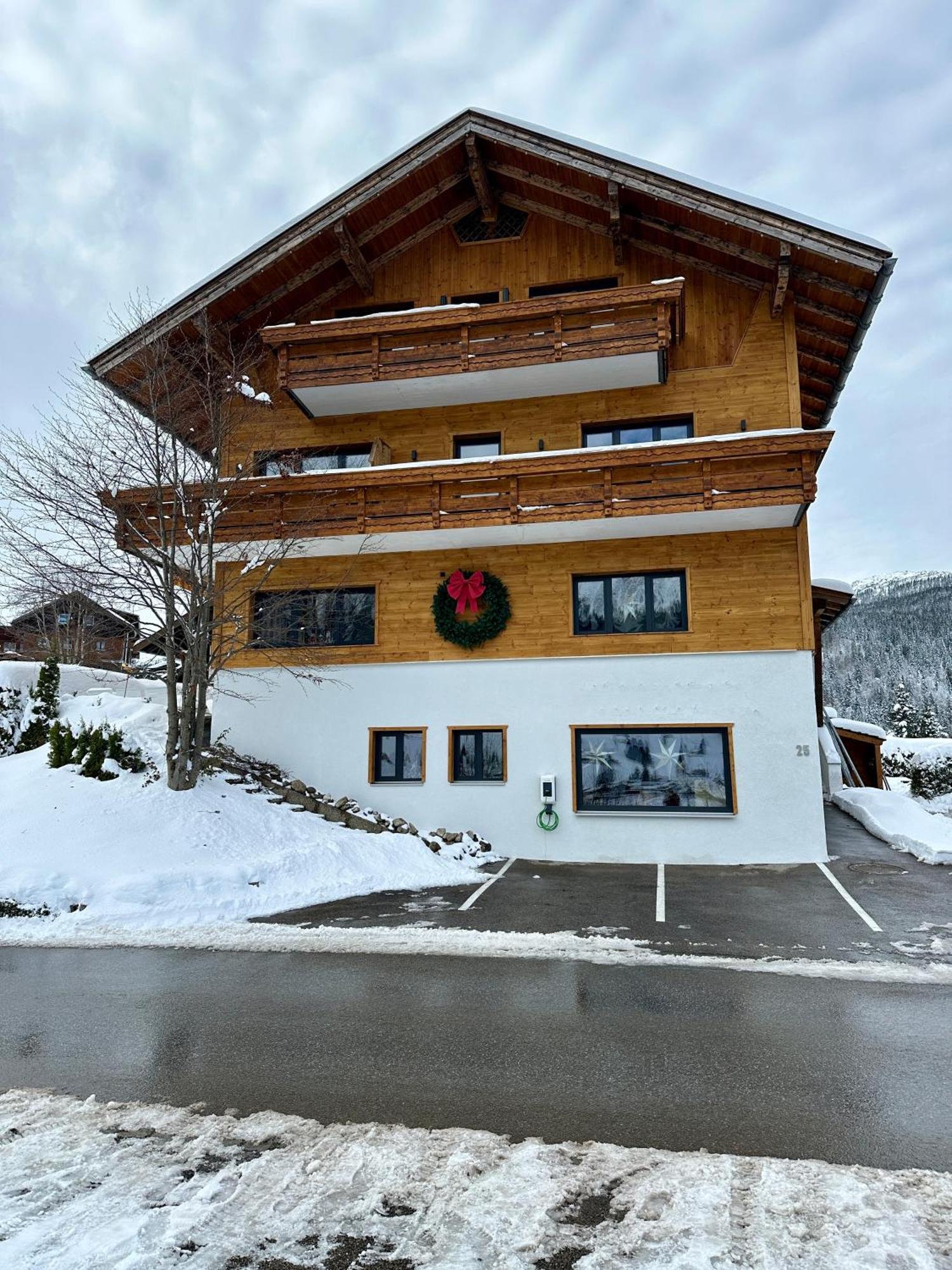 Alpen Lodge Riezlern Exterior foto